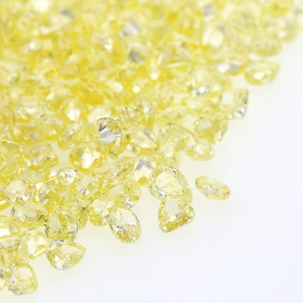 Natural Fancy Yellow Fancy shape diamond 0.30 ct to 0.45 ct sizes. VS-SI