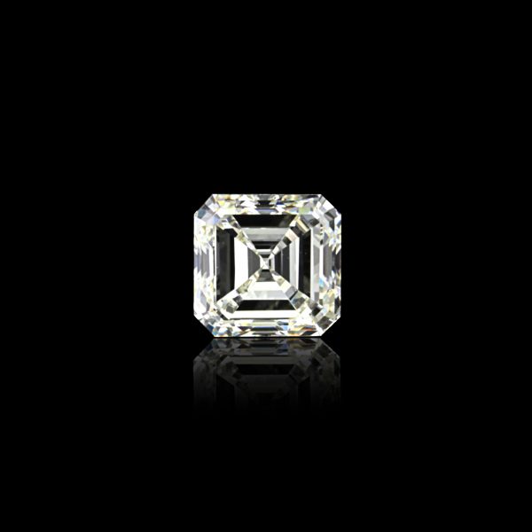 1.00 ct. Natural I color VS1 Emerald shape Diamond.